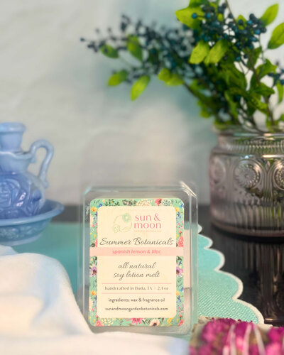 sun-and-moon-garden-botanicals-summer-lemon-lilac-was-melts