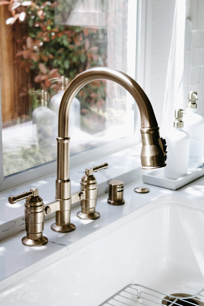 Kitchen faucet
