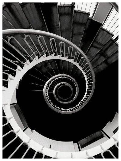 winding circular staircase