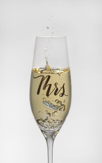 Montreal Award-winning wedding photographer-wedding details photography