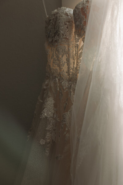 Documentary wedding photographer Wisconsin
