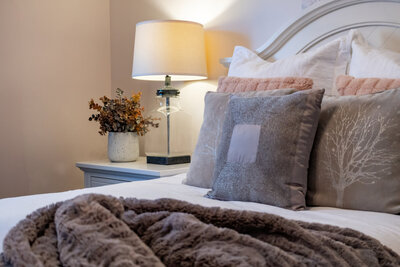 941 Greenleaf bdrm 2-2