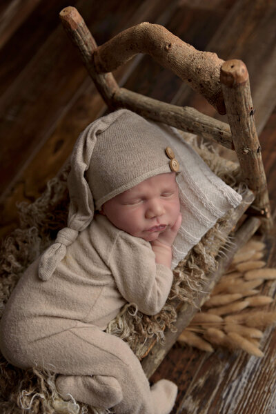 newborn photographer Fayetteville GA, newborn photographer Peachtree City, Griffin GA newborn portraits, Atlanta newborn photographer