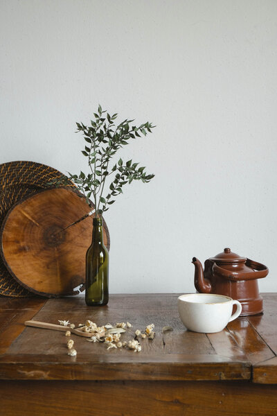 Rustic looking counter with teapot