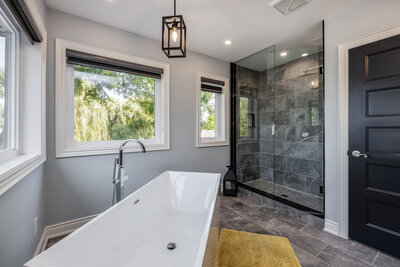 526 View Lake ensuite (2)