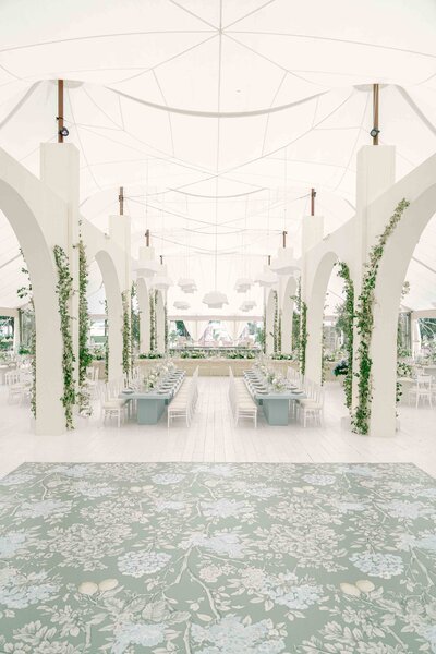 Destination wedding planners Passera Events.  Tented weddings on private estates. 