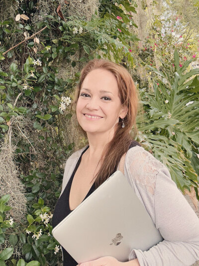 Caroline Guntur, Digital Photo Organizing Coach