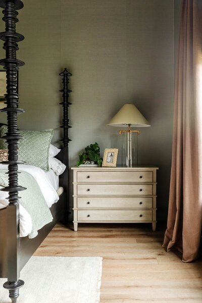 Marcie Meredith Interior photographer and editor bedroom Caliie Blanks 1