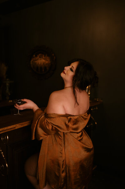 Women posing for boudoir session in Gulfport, Mississippi.