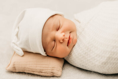 in home newborn photography