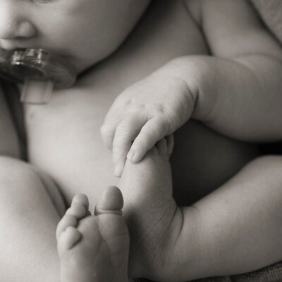 black and white newborn photography charlotte, nc