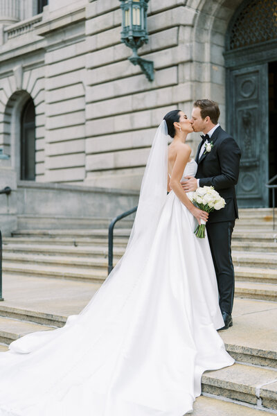 Bride and groom after ceremony after Cleveland Courthouse, Cleveland Wedding Phorographer, Renee Lemaire Photography
