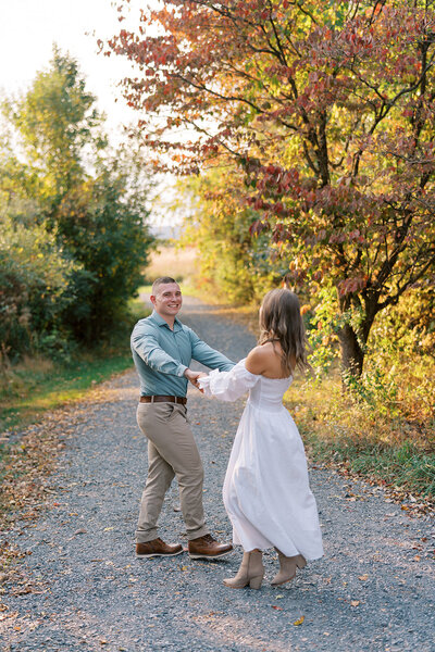 Fall engagement pictures at Ballas Park