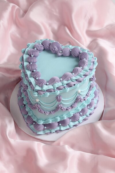 Blue Lambeth Cake
