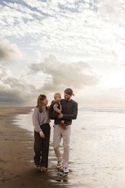 Gezinsshoot op het strand van Katwijk