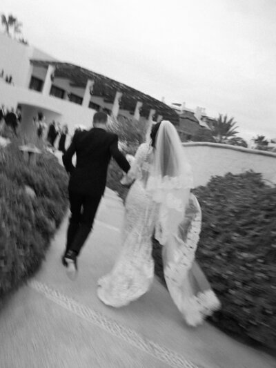 Candid wedding moments