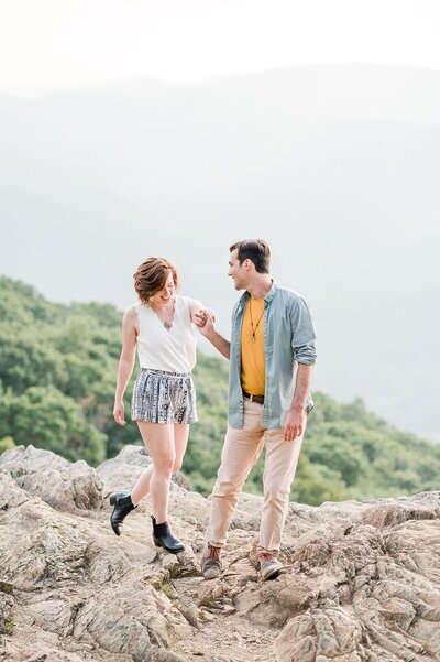 Raven's-Roost-Overlook-Engagement-Session-Virginia-Wedding-Photographer-Kailey-Brianne-Photography_3905
