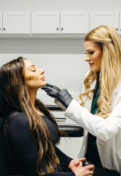 Expert Injector Laura Maxwell in Salem, Oregon