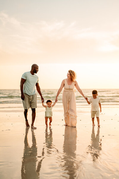 Chasing Creative Family Portraits 2025-13_(2048)