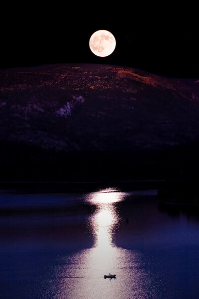 Full moon rising over Electra Lake in Durango