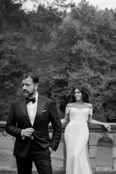 Fine art wedding photography with an editorial pose by Philadelphia wedding photographer Kseniya Berson