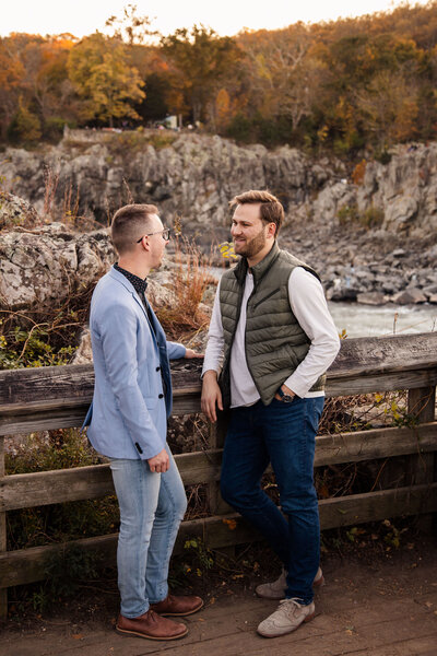 engagement session at great falls park in northern virginia