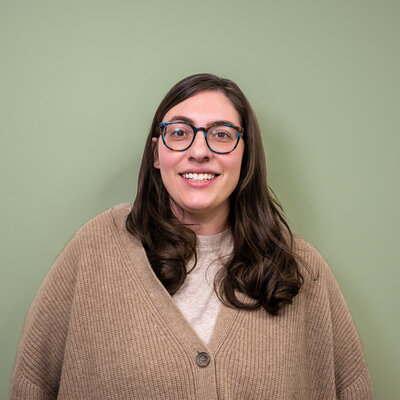 female therapist headshot