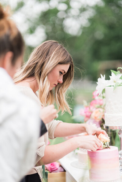 Join our team of planners, coordinators, florists and production crew for wedding days.