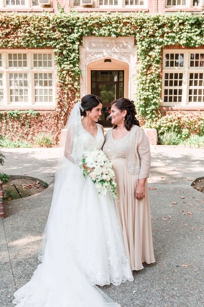 mom and daughter on her wedding day