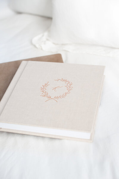 A photo of our gorgeous flushmount heirloom albums