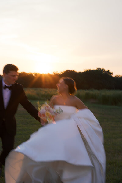 Lainie Arnold Photography - Madison + Devin Wedding Previews-140