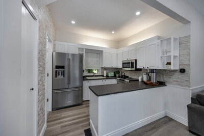 79 Townline kitchen (1)