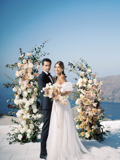 destination-wedding-photographer-Santorini-Lucy-Munoz-2
