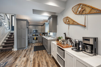 526 View Lake NEW eat in kitchen (1)