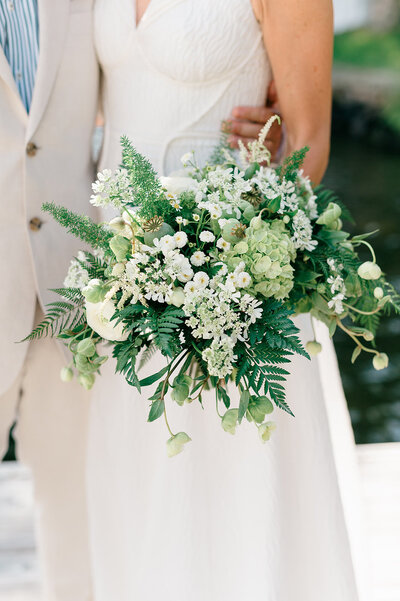wedding flowers for lake placid lodge wedding in the summer