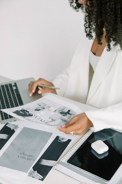 Setting strong business foundations with personal branding and strategy lessons.