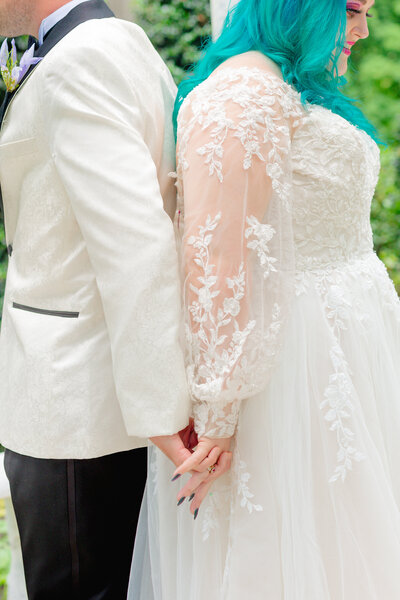 Unique and romantic summer wedding at Gramercy Mansion in Baltimore Maryland