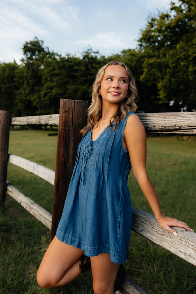 Senior portraits taken in Fort Worth, Texas by Lexi Rae Photo, now based on Oahu