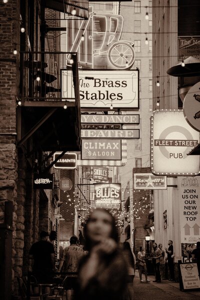 Jazz Musician posing in Printer's Alley, Nashville Tennessee.