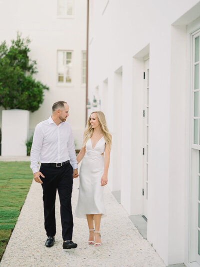 Family Photographer based on 30A Alys Beach, Rosemary Beach, Seaside, Watercolor Weddings Santa Rosa Beach