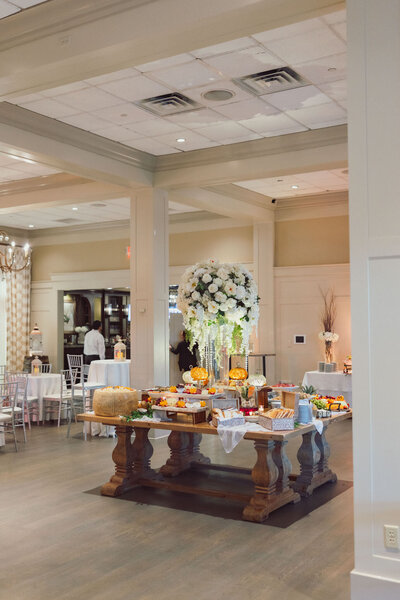 251004-Emily&Joe-IndianTrailClub-Wedding-FranklinLakes-NJ-Previews-Web-95