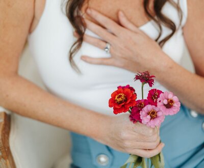 elizabeth holding flowers