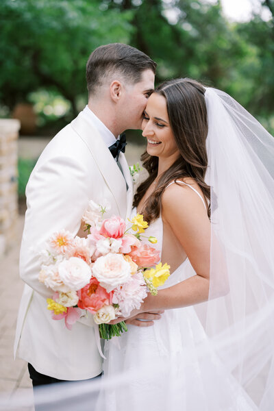 Diana-Brewer_Emily-Calvin_4Bride-Groom-48