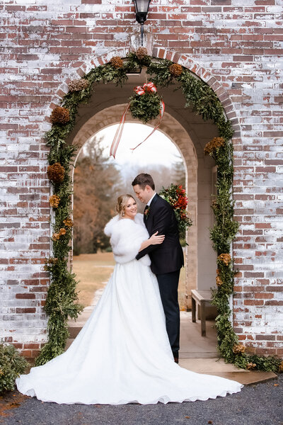 140_HarrisburgHersheyLancasterWeddingEngagementPhotographer_PhotographybyErinLeigh_
