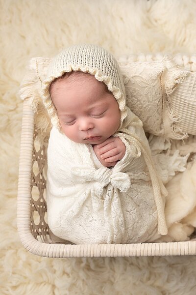 newborn photo of baby girl done in home by Ann Marshall