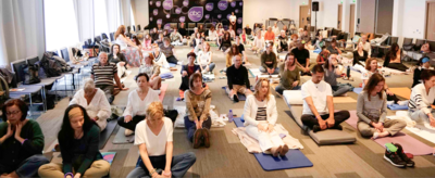 La formation Breathwork permet de guider des groupes en présentiel et en ligne 