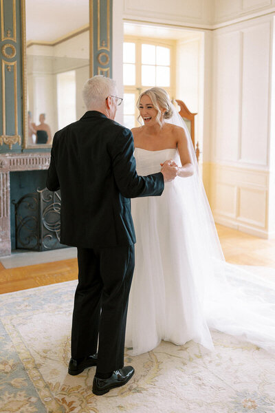 Bride and Father's first look at historic Boston mansion