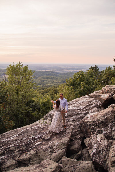 bears den engagement photography overlooking bluemont by northern virginia wedding photographer
