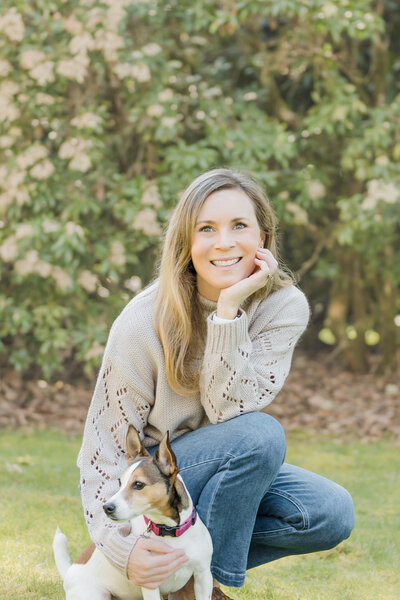 photographer janelle barrow and dog