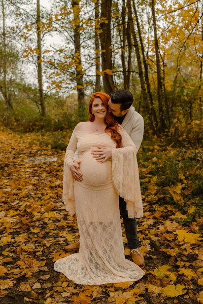Spring family photo session location ideas near Eugene Oregon